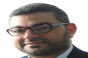 صورة المؤلف أحمد خيري العمري
